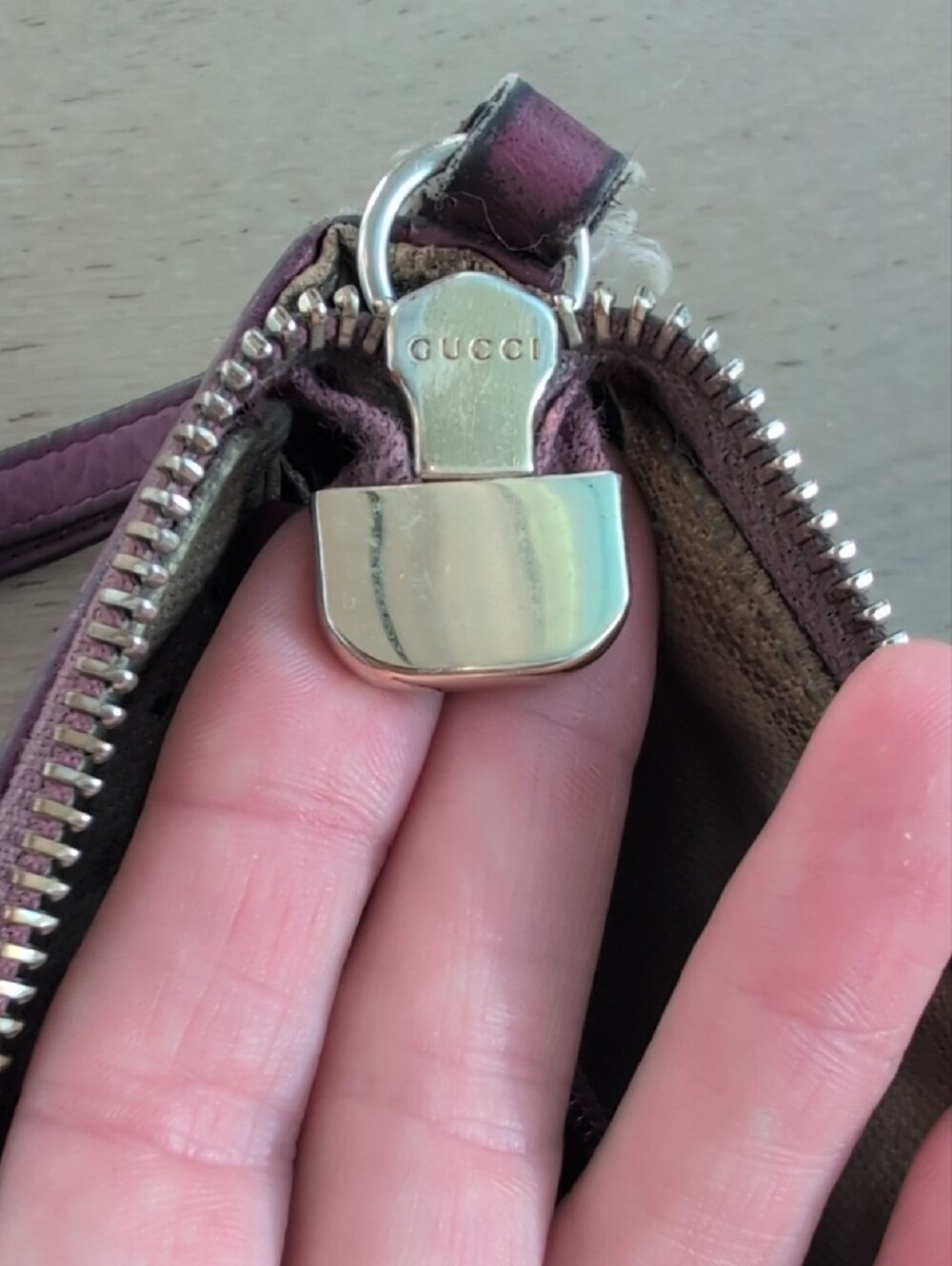 Gucci Purple Leather Wristlet Wallet - Picture 6 of 6